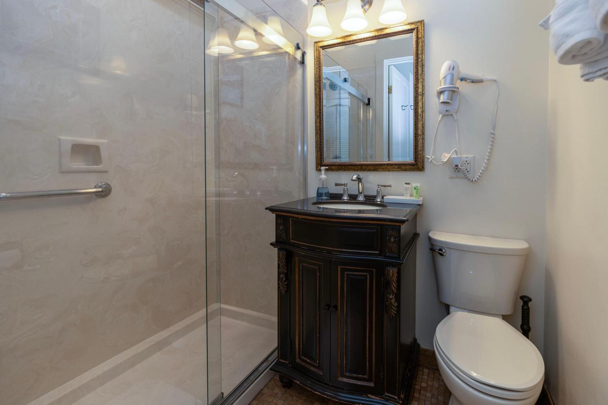 Grenoble House Hotel