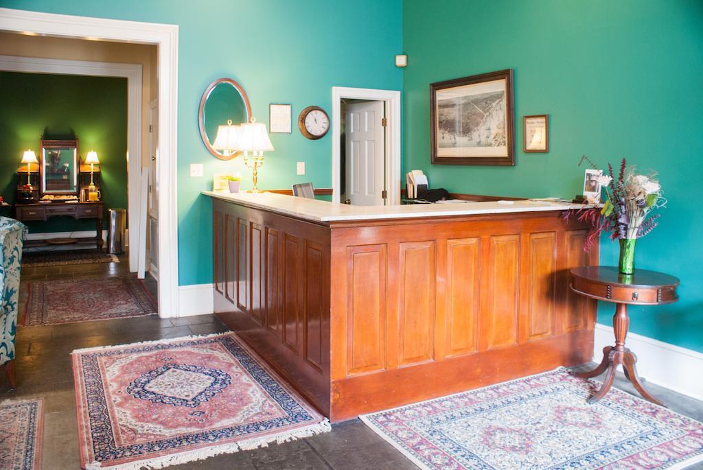 Grenoble House