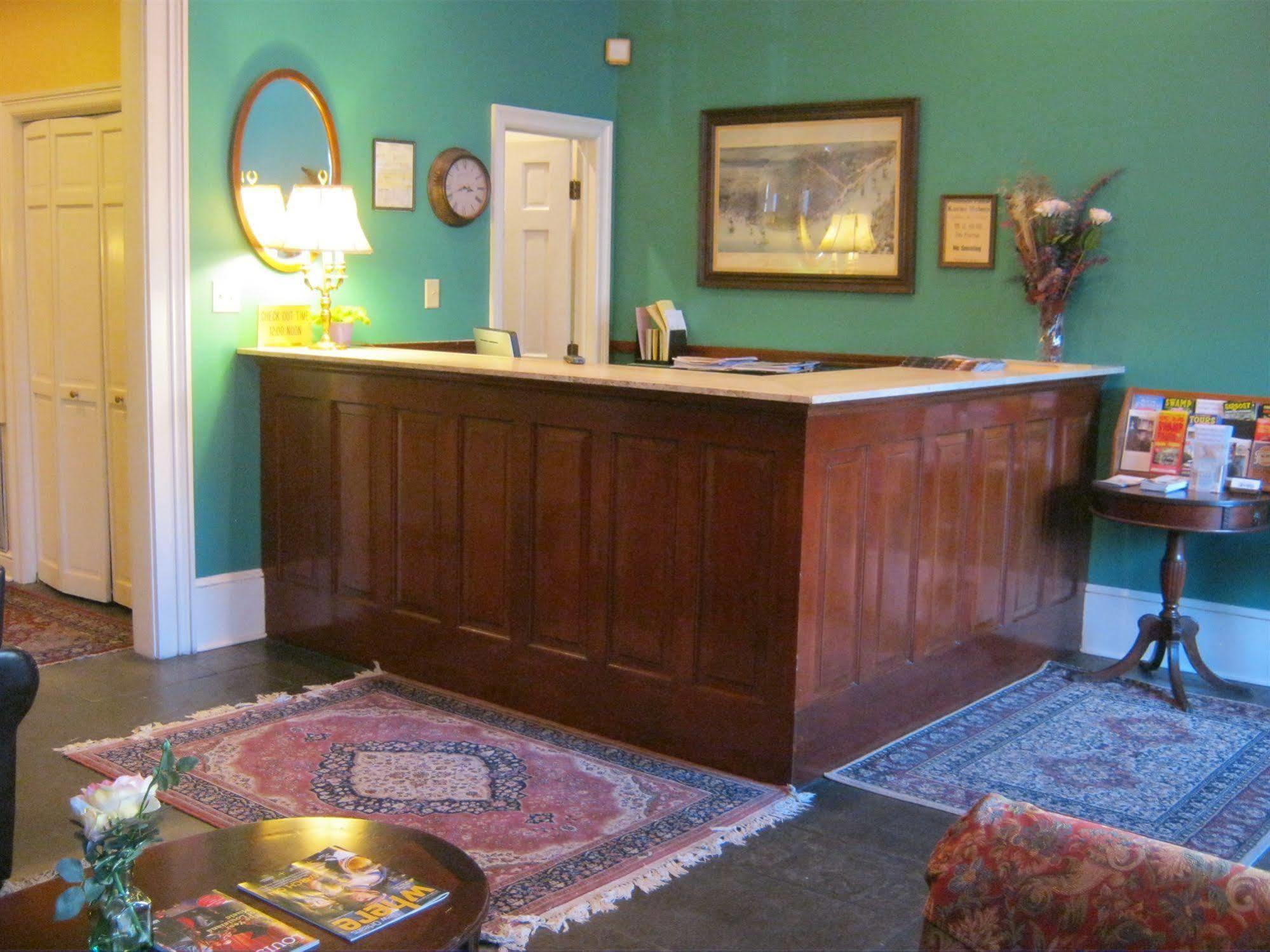Grenoble House Hotel