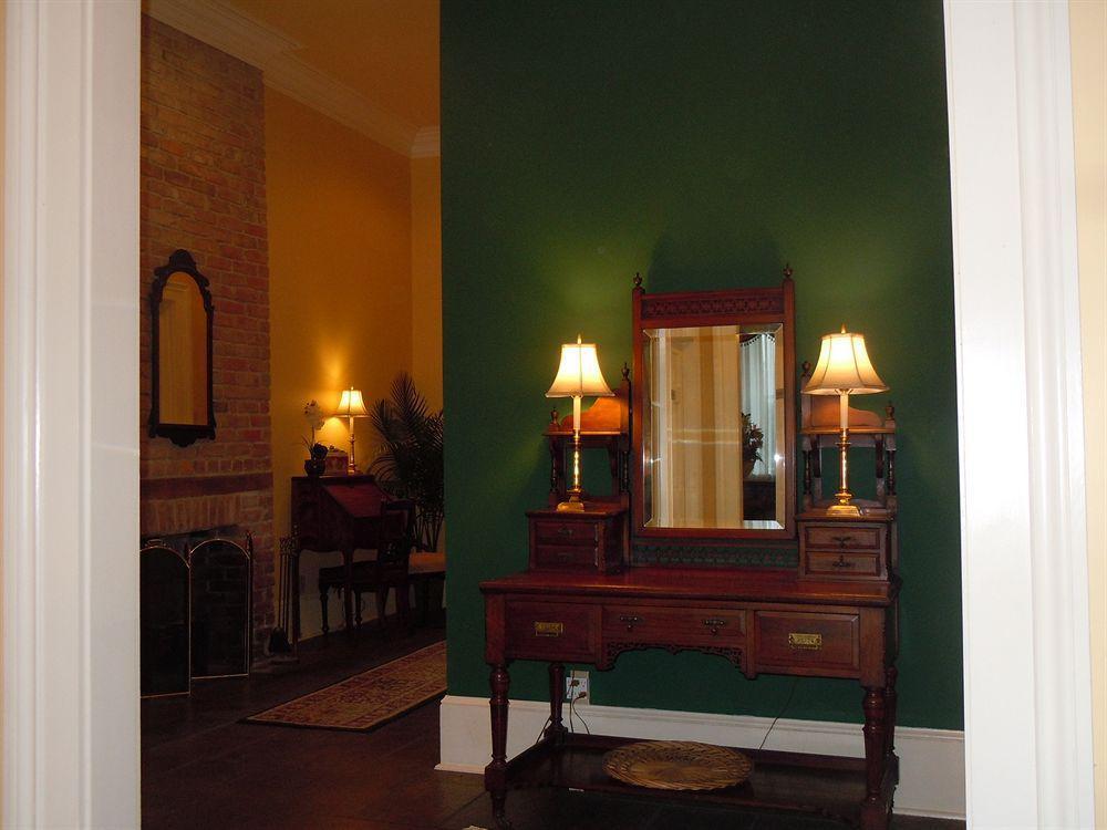 Grenoble House